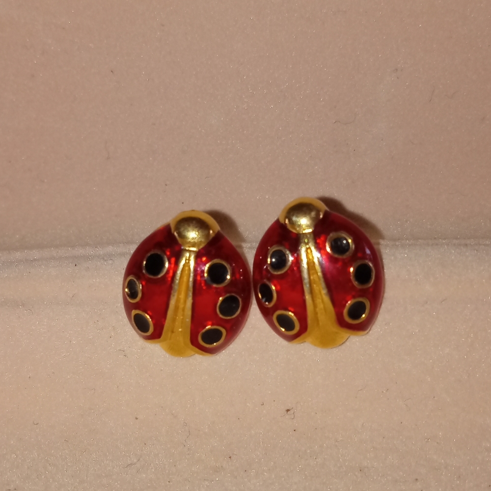 Vintage Avon ladybug earrings